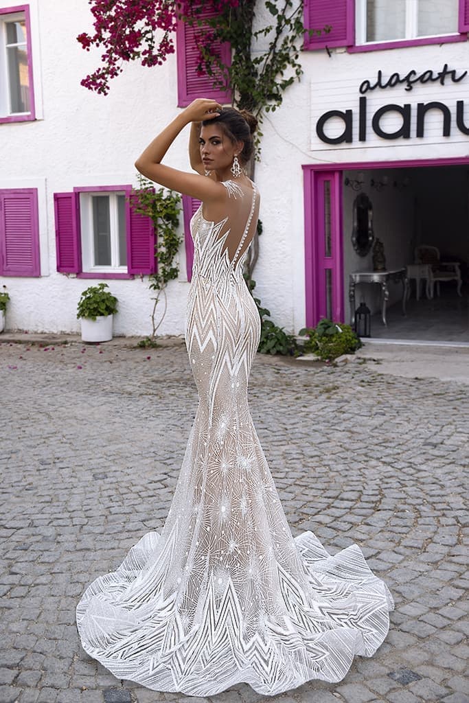 画像|オクサーナムハ|グリッタードレス|ミラル